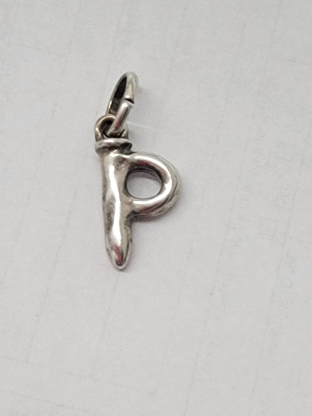 UNO de 50 Silver Letter P Pendant Charm